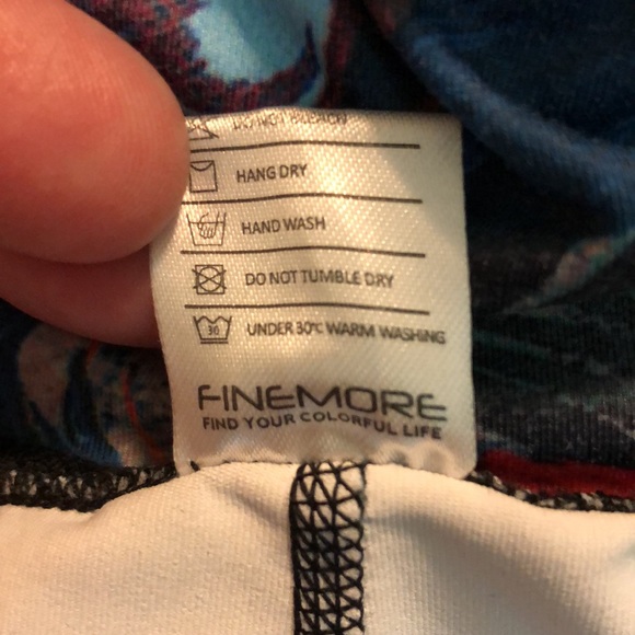 FINEMORE size Medium PEACOCK Print Legging VIVID Coloring LongLeg RARE $129 NEW - Picture 13 of 13